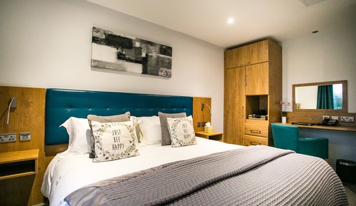 Superior Double or Twin Room, Golf View