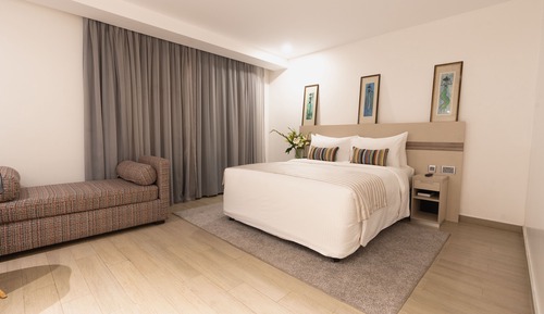 Deluxe Queen Room - Accessible