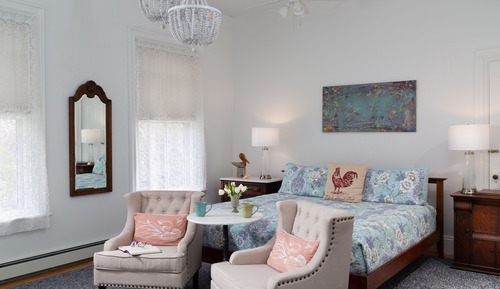 King with Kitchenette and Fireplace