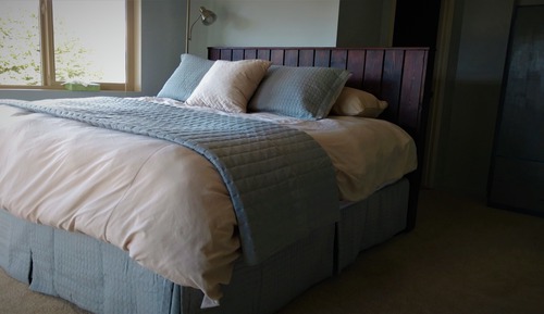 Deluxe Room, 1 King Bed, Ensuite, Bay View