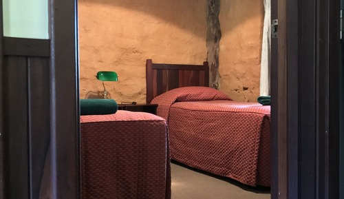 2 Bedroom Forest View Cottage 