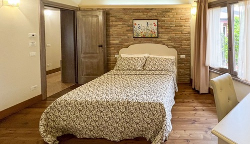 Single Room, City View