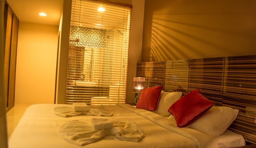 Deluxe Double or Twin Room, 1 King Bed, Refrigerator, Beachfront