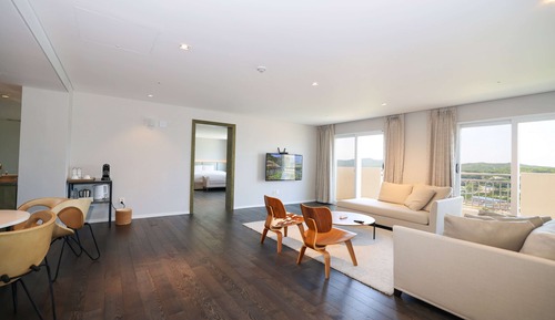 Suite, 1 King Bed, Non Smoking (Laviedor)