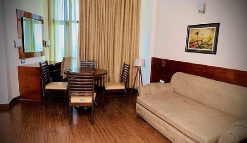 Hibis Club Suite