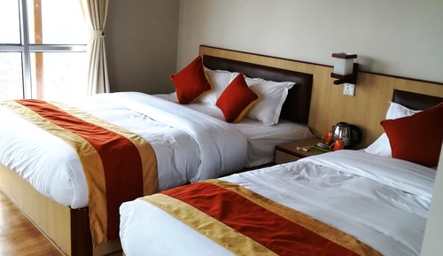 Deluxe Room, Balcony, Mountain View
