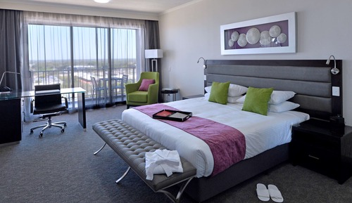 Executive Room, 1 King Bed, Balcony