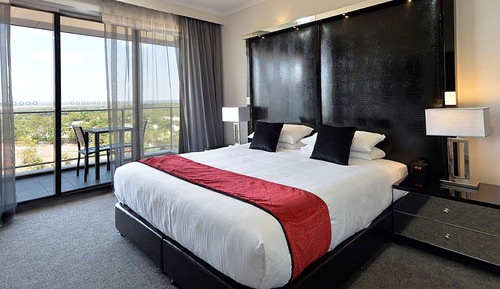 Executive Business Suite with Balcony