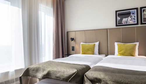 Twin Room, 2 Twin Beds (Compact)