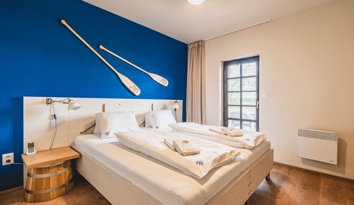 Economy Double Room, Balcony, Annex Building (Penzion Majak Annex)