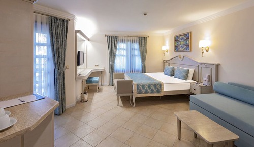 Club Single Room