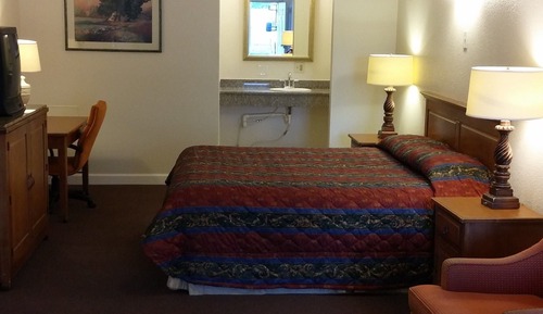 Deluxe Room, 1 King Bed