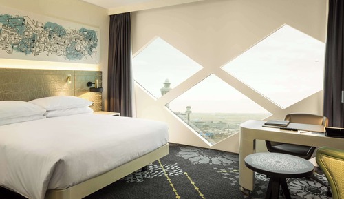 Deluxe Room, 1 King Bed