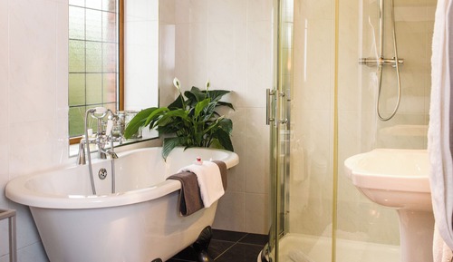 Double Room, Ensuite (Colonial Room(super king))