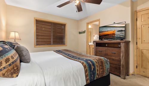 Villa #32 - 5 Bedrooms, 3 Bathrooms