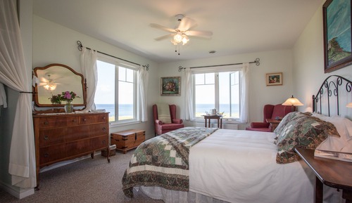 Superior Room, 1 Queen Bed, Ocean View (Sunset)