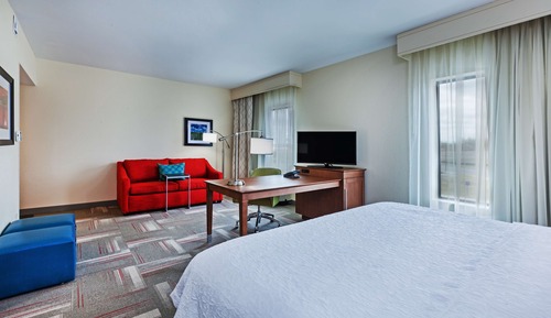 Studio, 1 King Bed, Kitchenette