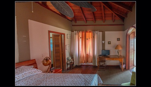 Honeymoon Suite, 1 King Bed, Balcony, Pool View