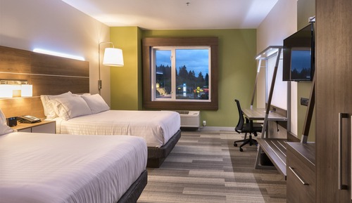 Standard Room, 2 Queen Beds, Mobility Accessible (Communications, Roll-In Shower)