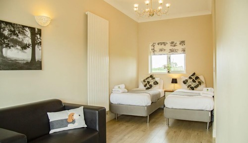 Family Room (room 3)