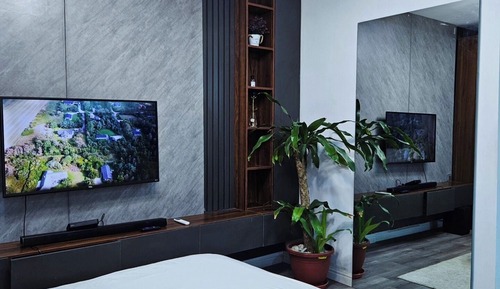 Family Room, Balcony, City View