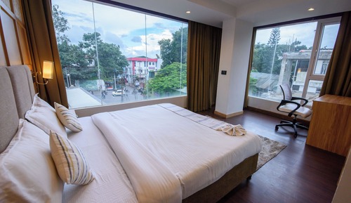 Executive Suite, Non Smoking