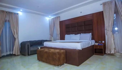 Deluxe Room, Balcony, City View