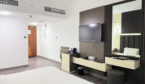 Standard Room, 1 King Bed, Jetted Tub