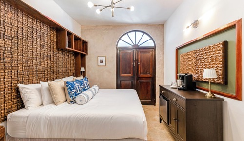 LIBRARY SUITE