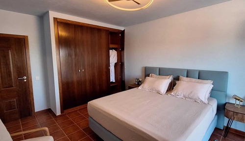 Deluxe Double Room, Balcony, Partial Ocean View