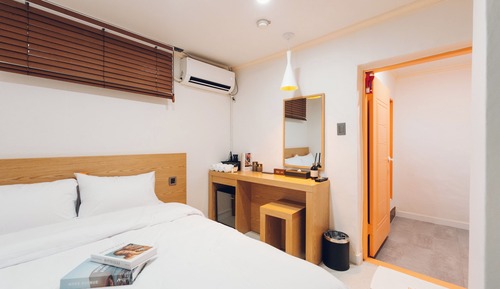 Deluxe Double Room, City View