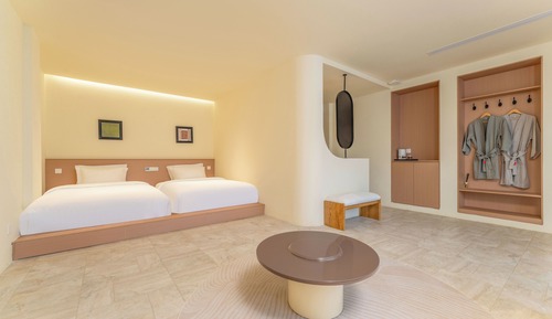 Panoramic Twin Room, Garden View