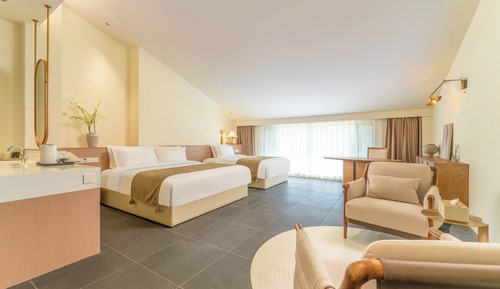 Superior Twin Room, Garden View