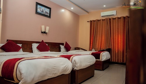 Triple Room