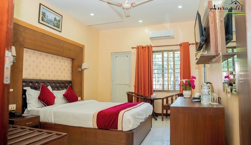 Deluxe Double Room, Balcony, Garden View