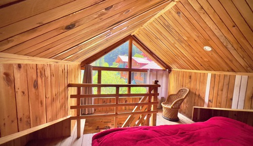 Classic Duplex, Balcony, Hill View