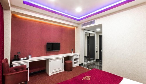 Standard Double Room, City View