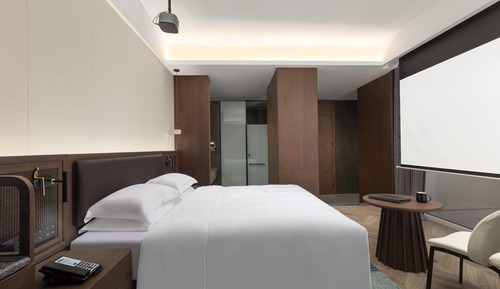 Executive Room, 1 King Bed, Non Smoking