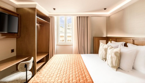 Apartment, City View
