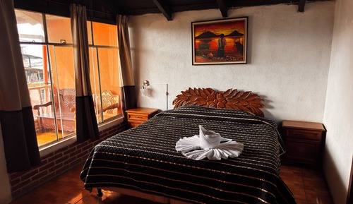 Classic Room, Balcony, Lake View