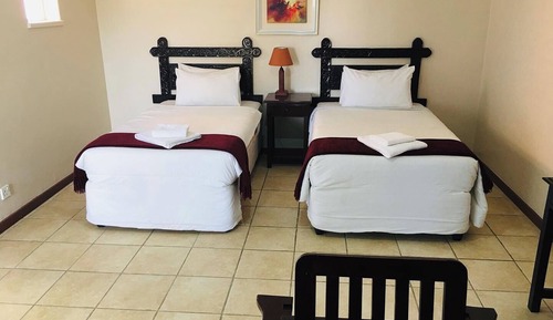 Comfort Twin Room