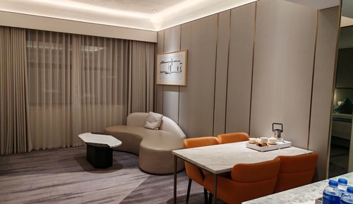 Superior Suite, City View