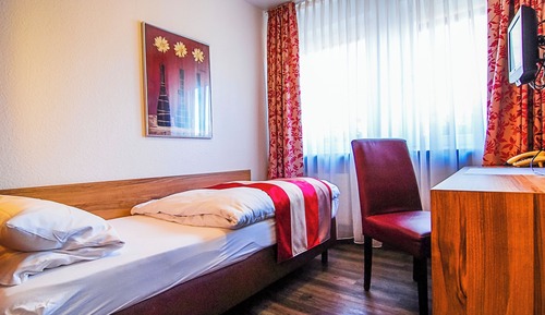 Economy Single Room