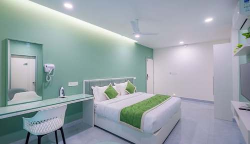 Superior Studio Suite, Balcony, City View
