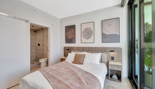Luxury Condo, 2 Bedrooms