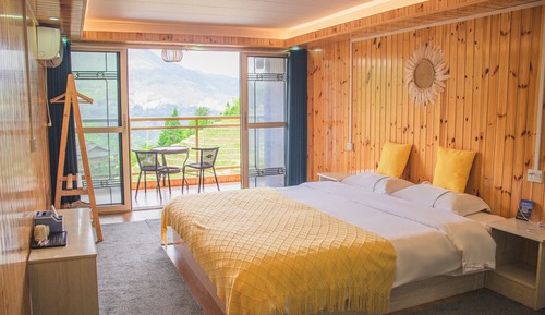 Comfort Double Room, Balcony, Mountain View