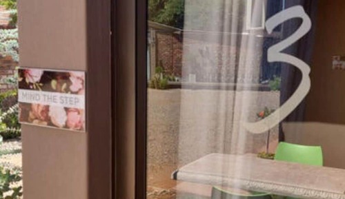 Executive Suite, 1 King Bed, Air conditioning, Garden View