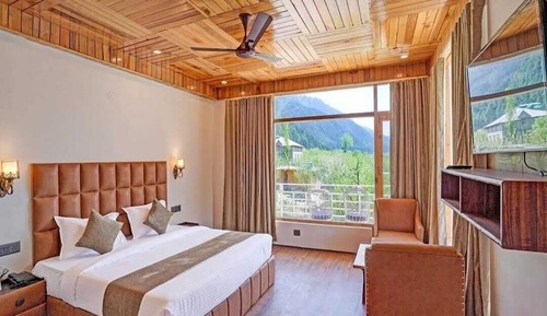 Deluxe Room, Balcony, Mountain View