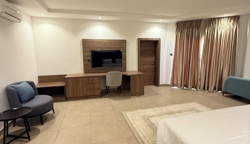 Family Suite, Courtyard View