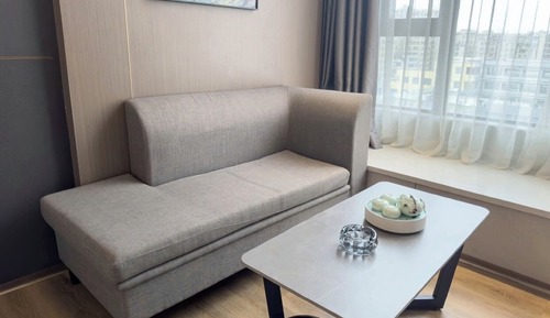 Premier Suite, City View